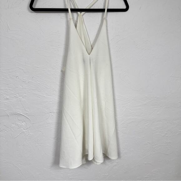 Lulus White Sleeveless Mini Swing Dress Womens M Graduation Bridal Classic - Picture 1 of 5
